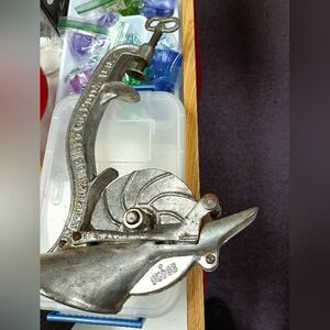 vintage cast iron Cherry stoner no. 118